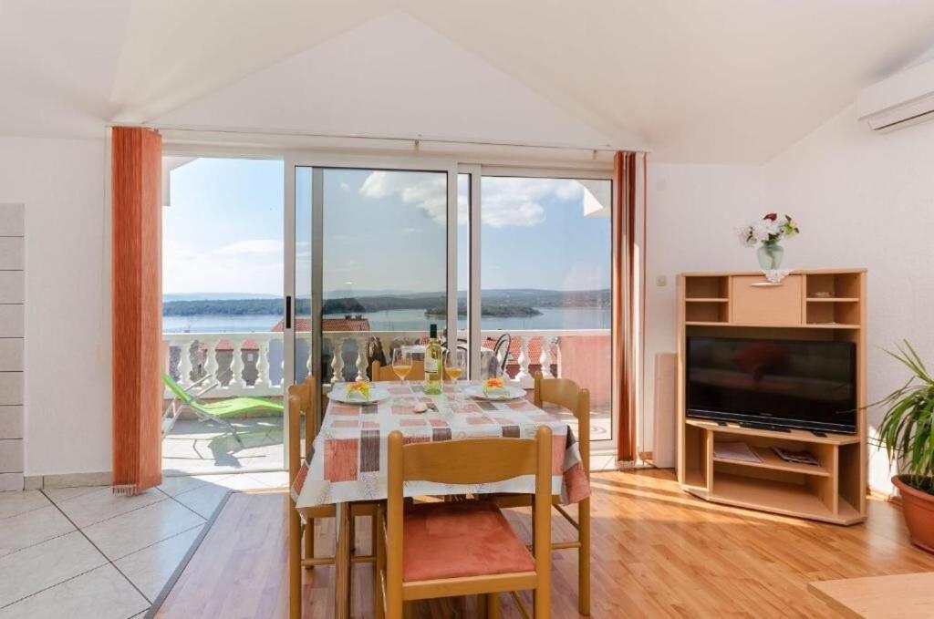Apartments Krunoslav ปูนัต ภายนอก รูปภาพ