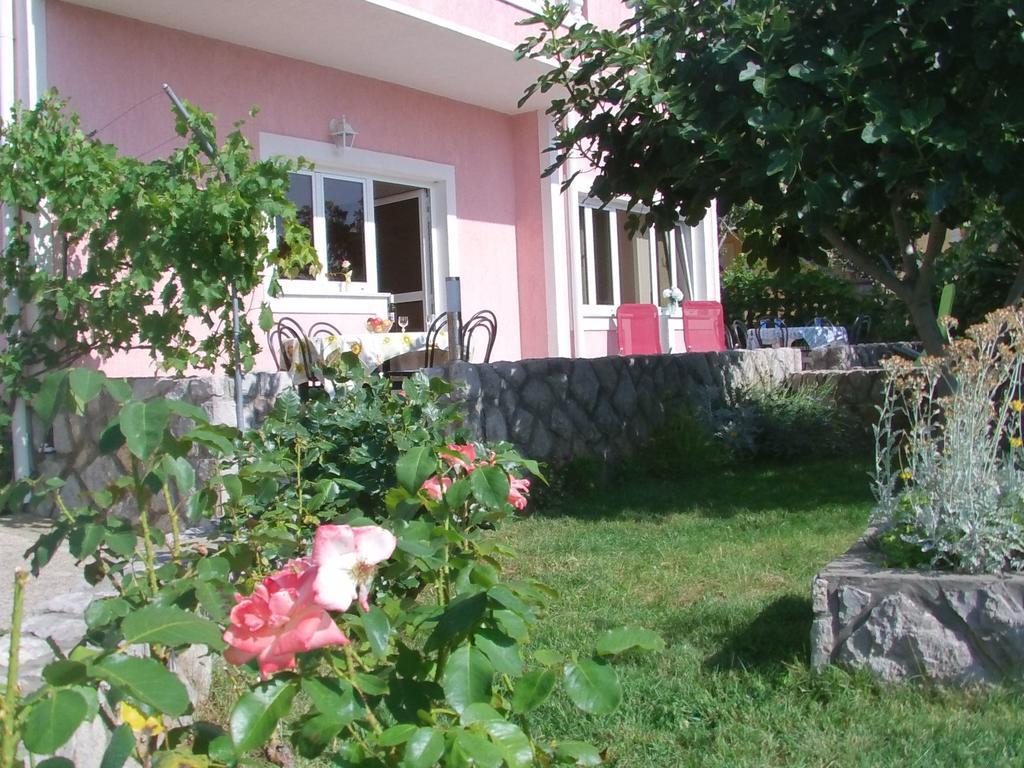 Apartments Krunoslav ปูนัต ภายนอก รูปภาพ