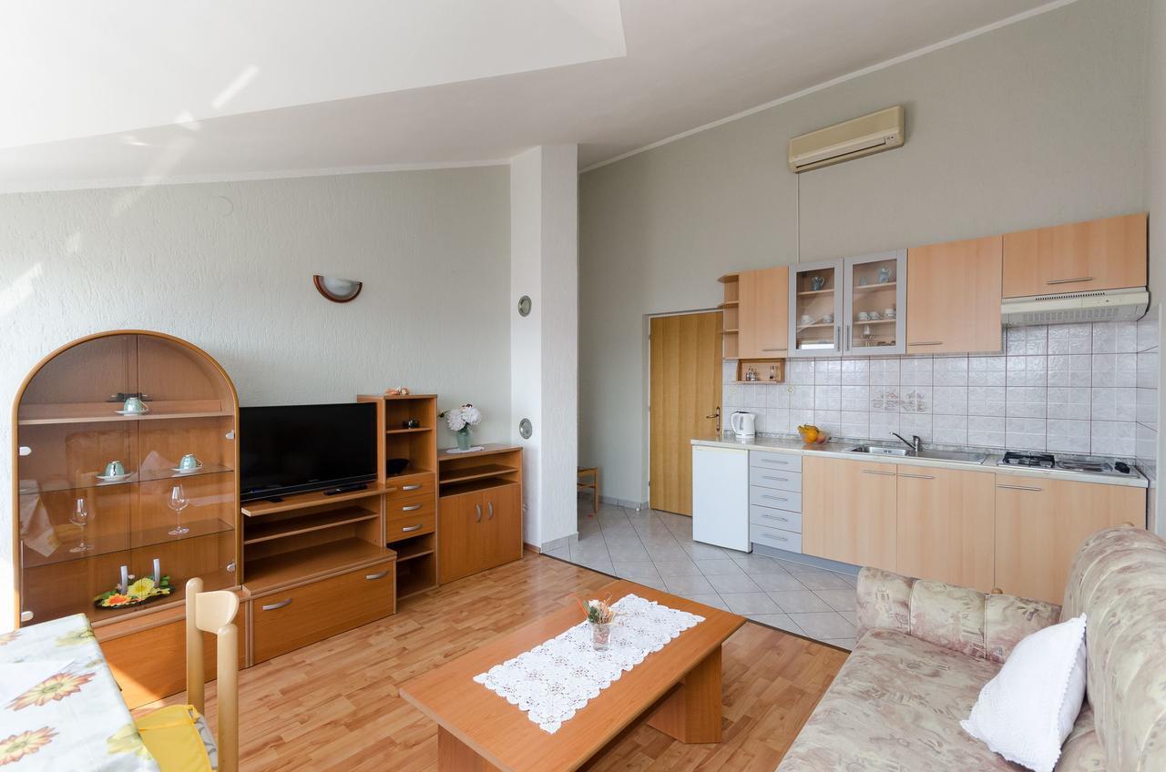 Apartments Krunoslav ปูนัต ภายนอก รูปภาพ