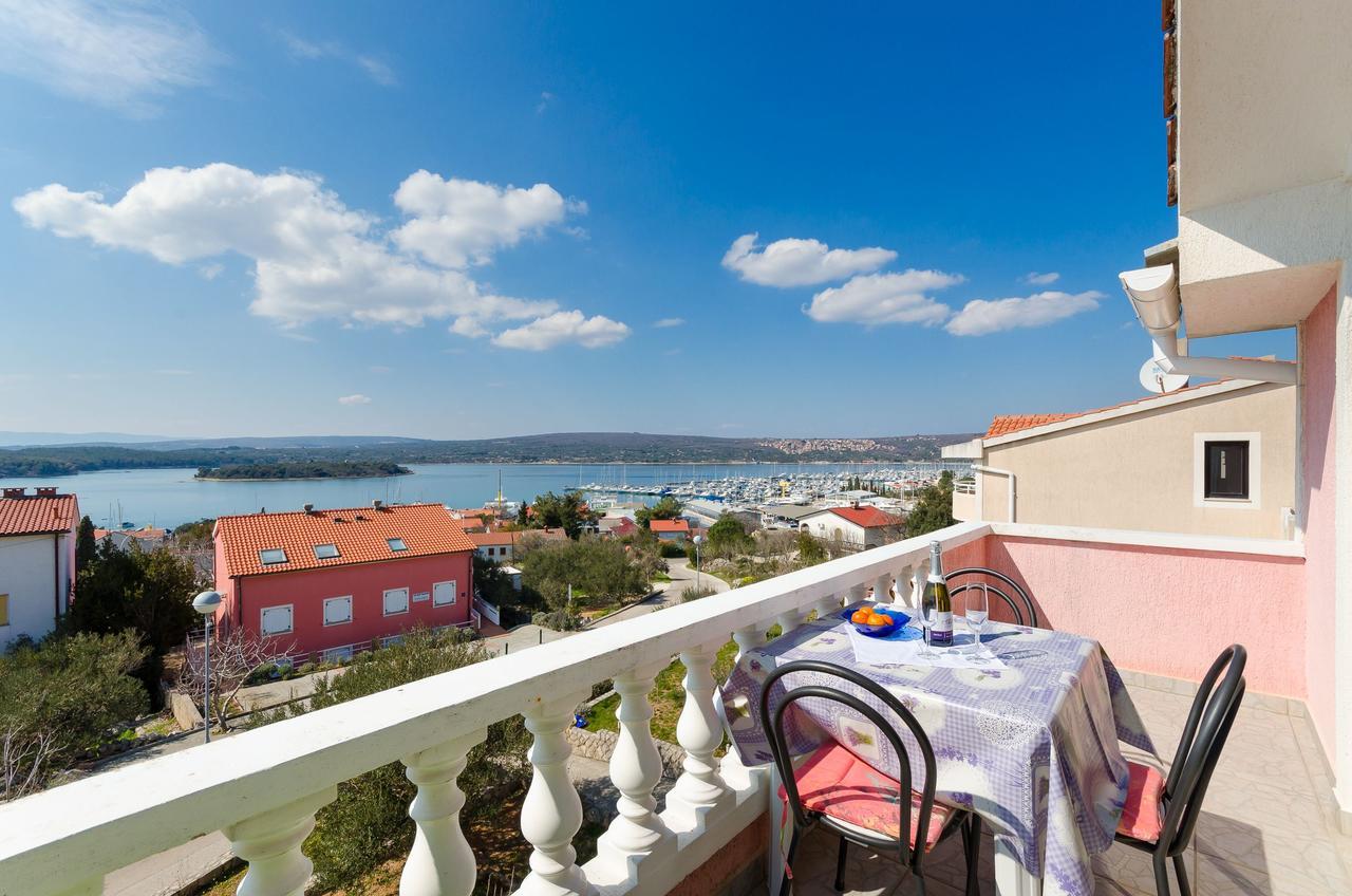 Apartments Krunoslav ปูนัต ภายนอก รูปภาพ