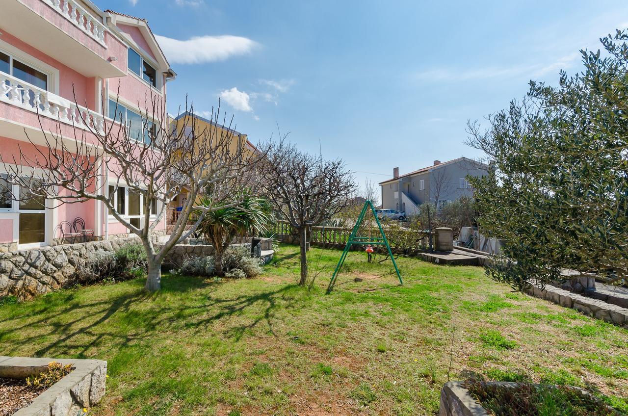 Apartments Krunoslav ปูนัต ภายนอก รูปภาพ