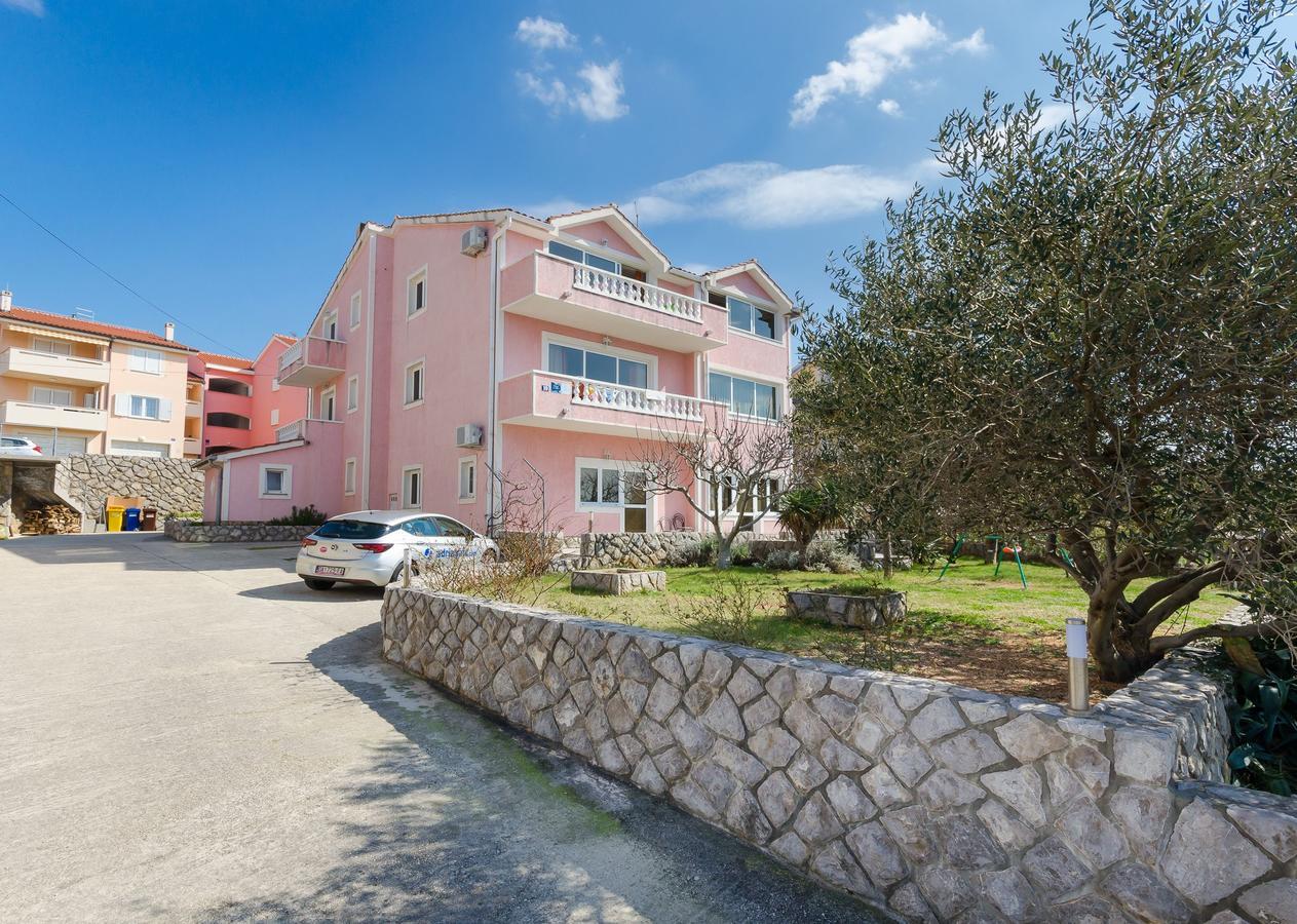 Apartments Krunoslav ปูนัต ภายนอก รูปภาพ