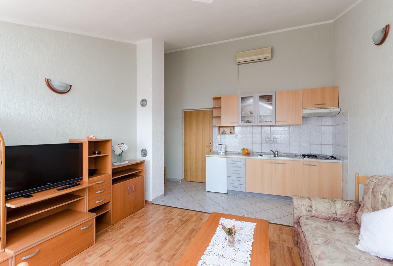 Apartments Krunoslav ปูนัต ภายนอก รูปภาพ