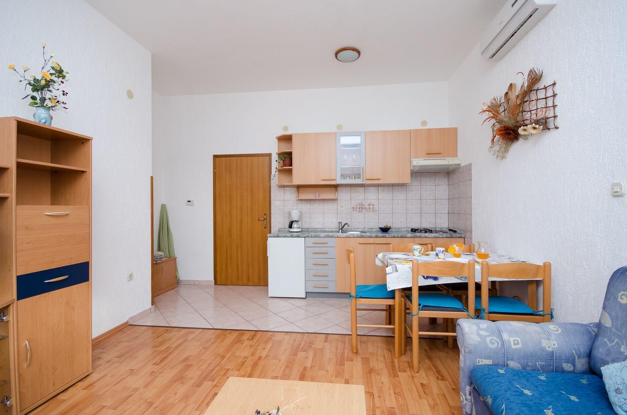 Apartments Krunoslav ปูนัต ภายนอก รูปภาพ