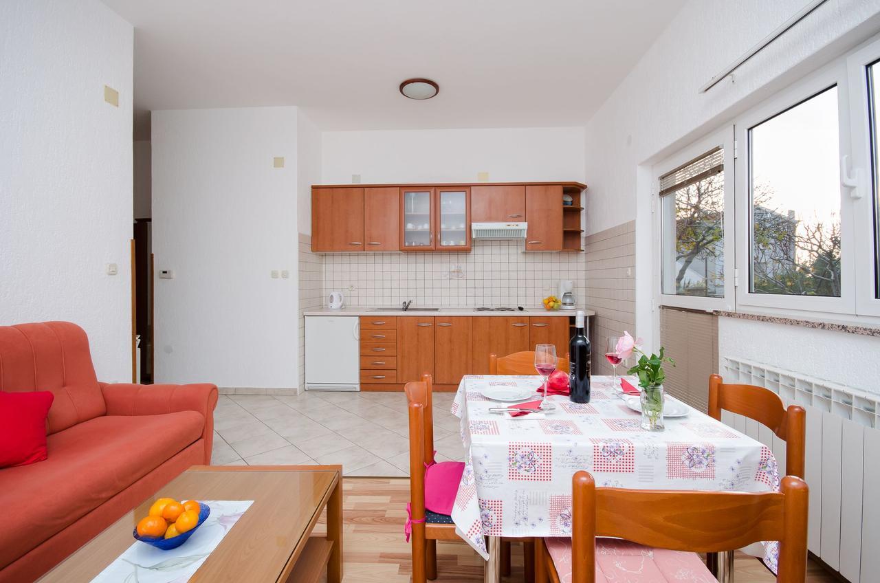 Apartments Krunoslav ปูนัต ภายนอก รูปภาพ